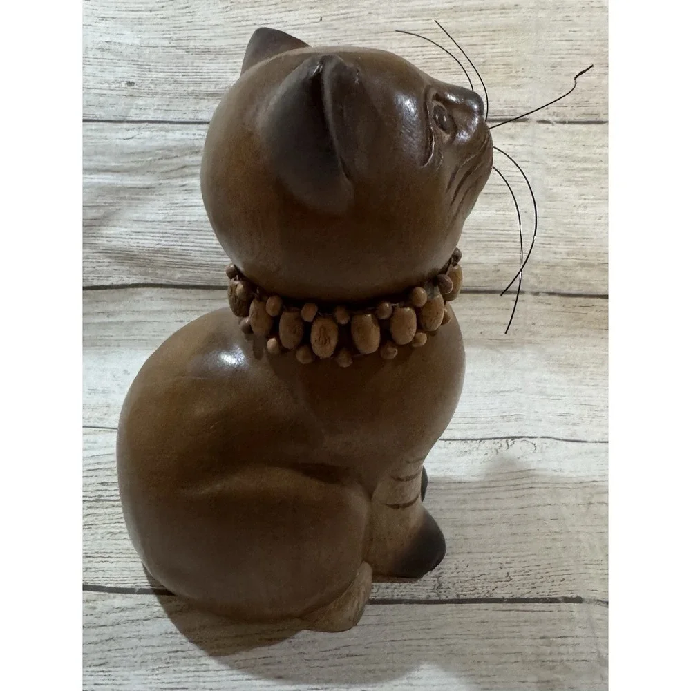 Hand Carved Wooden Kitty Cat Statue Figurine with Beaded Necklace Thailand TubG